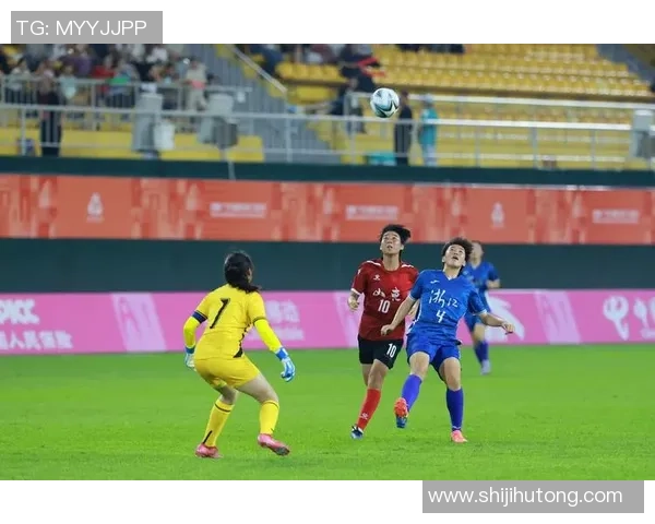 足球明星精彩瞬间慢动作解析与技艺展示